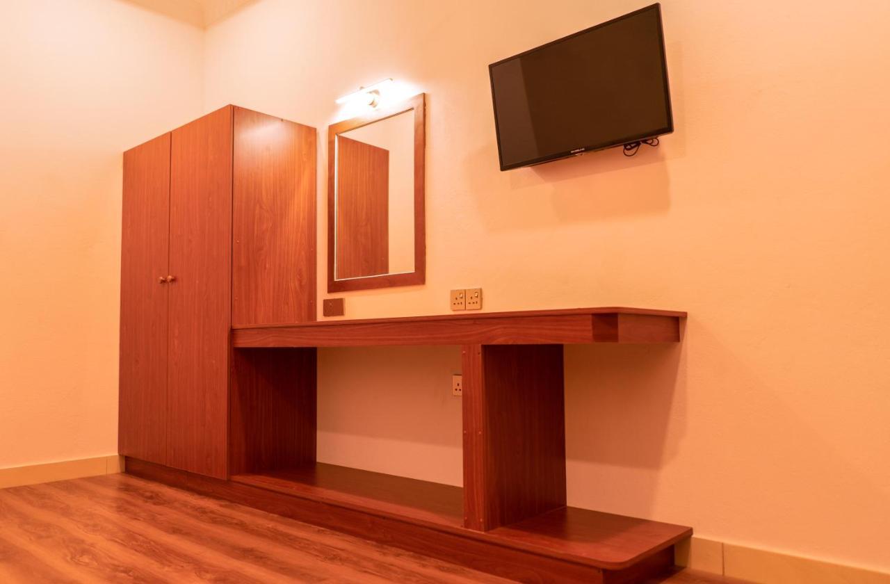 Feridhoo Inn Guest house 3*